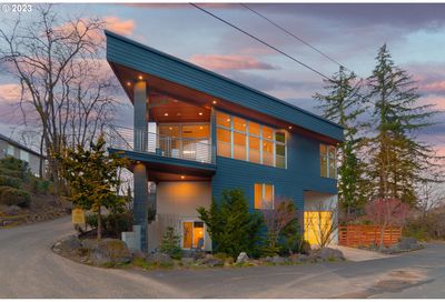 1301 NW 5th Ave Camas WA 98607