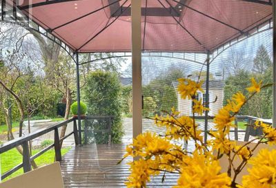 531 SANDBROOK RD Oakville ON L6L4M6