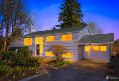 1428 153rd Place SE Bellevue WA 98007