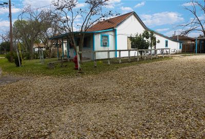 102 W North Street Kyle TX 78640