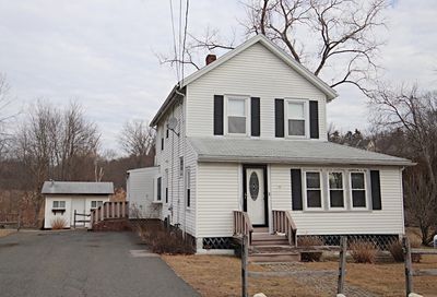 15 Lily Pond Ave Saugus MA 01906