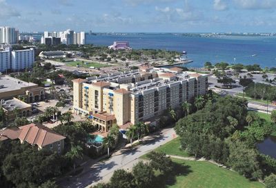 1064 N Tamiami Trail Sarasota FL 34236