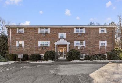 39 Pleasant St Northborough MA 01532