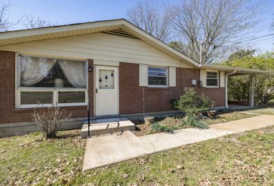 209 Edgebrook Rd Goodlettsville TN 37072
