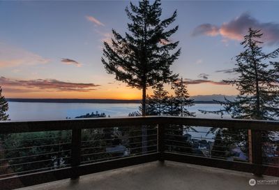 16905 33rd Avenue SW Burien WA 98166