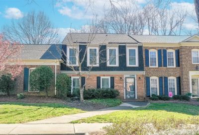 4240 Woodglen Lane Charlotte NC 28226