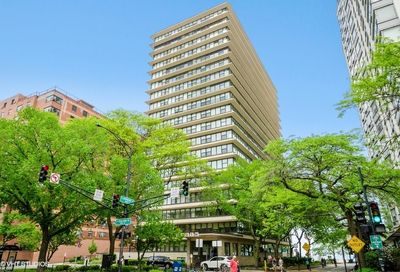 5801 N Sheridan Road Chicago IL 60660
