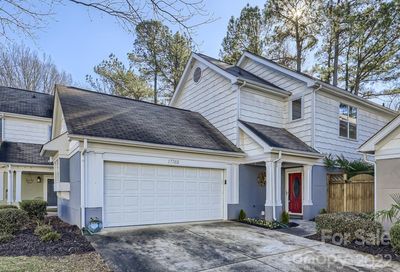 17768 Kings Point Drive Cornelius NC 28031