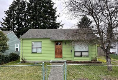 6810 S Ferdinand Street Tacoma WA 98409