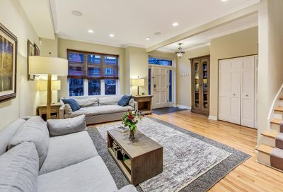 2236 W Lyndale Street Chicago IL 60647