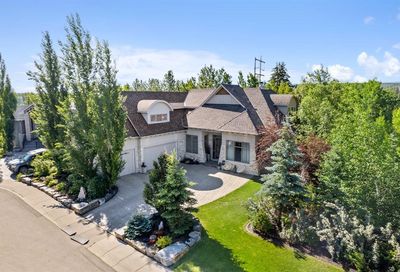 79 Discovery Valley Cove SW Calgary AB T3H5H3
