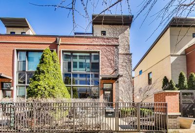 937 N Kingsbury Street Chicago IL 60610