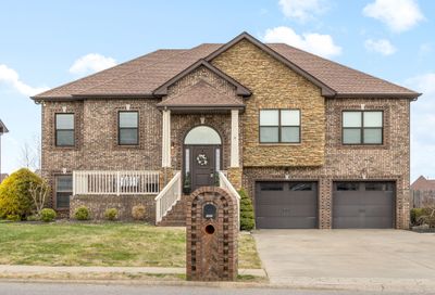 1553 Edgewater Ln Clarksville TN 37043