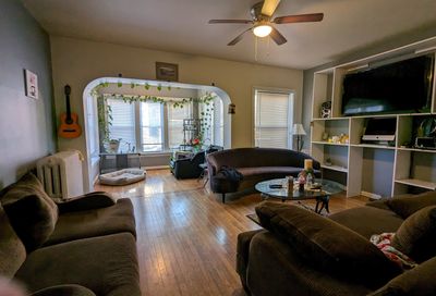 4947 N Troy Street Chicago IL 60625