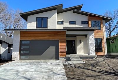 7429 Ash Street Prairie Village KS 66208