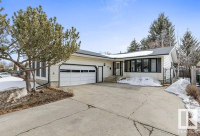 58 LAROSE DR St. Albert AB T8N2M8