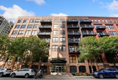 520 W Huron Street Chicago IL 60654