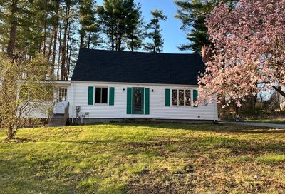 71 Holbrook Rd. Oxford MA 01540