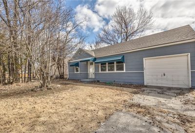 1921 E 74th Street Kansas City MO 64132