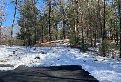 Hillside Dr 25-171 Taunton MA 02780