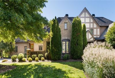 4 Golfside Court Arden NC 28704