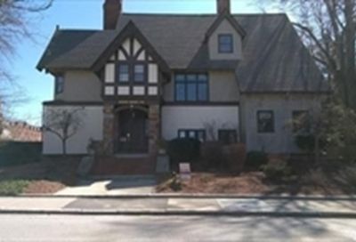 19 Cedar Street Worcester MA 01609