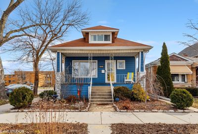 4587 N Meade Avenue Chicago IL 60630