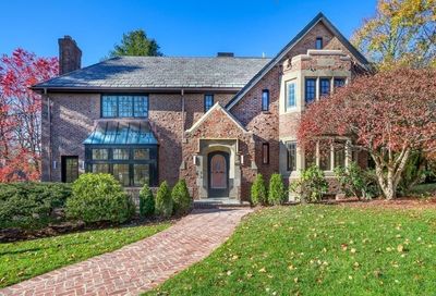 85 Willard Rd Brookline MA 02445