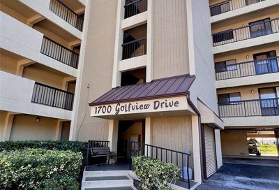 1713 Golfview Drive Tarpon Springs FL 34689