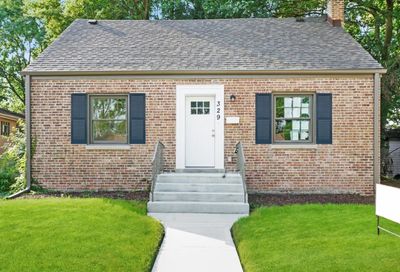 329 E Quincy Street Riverside IL 60546