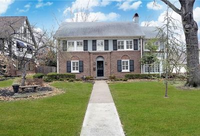 430 W Meyer Boulevard Kansas City MO 64113