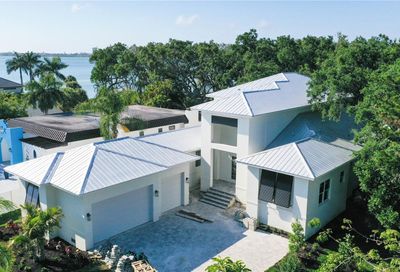 1537 Siesta Drive Sarasota FL 34239