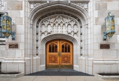 2920 N Commonwealth Avenue Chicago IL 60657