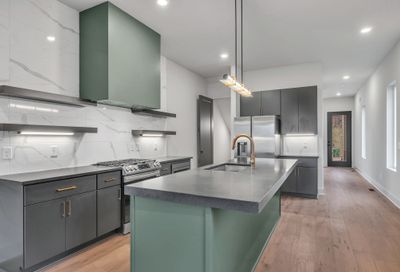 408d Moore Ave Nashville TN 37203
