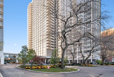 4250 N Marine Drive Chicago IL 60613