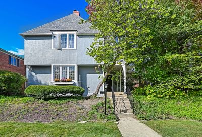 915 N East Avenue Oak Park IL 60302
