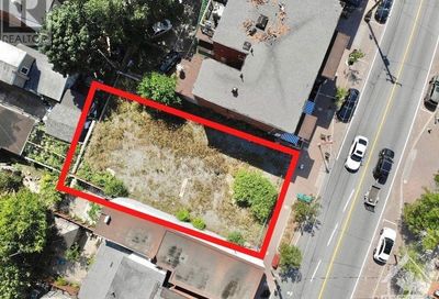 816 SOMERSET STREET W Ottawa ON K1R6R5