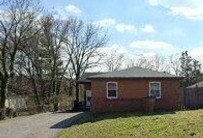 7 Peachtree Nashville TN 37210