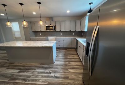 698 Desoto Street Saint Paul MN 55130