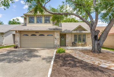 2512 Piping Rock Trail Austin TX 78748