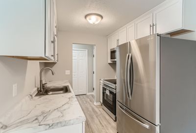 179 Little Canada Road Little Canada MN 55117