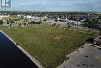 1501 12 Avenue SE High River AB T1V2B1