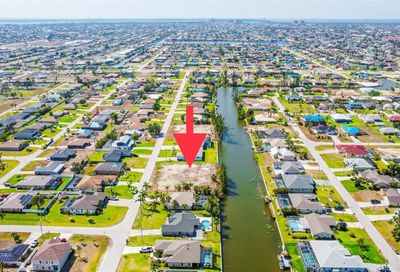 3732 SW 11th Place Cape Coral FL 33914