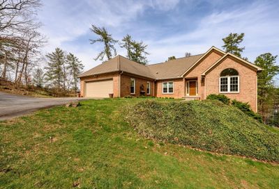 6104 Monaco Court Hickory NC 28601