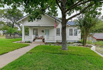 407 E 4th Street Georgetown TX 78626