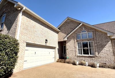 153 N Wynridge Way Goodlettsville TN 37072