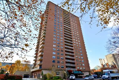 4466 W Pine Boulevard St Louis MO 63108