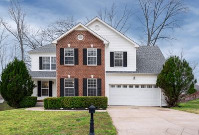 3448 Hickory Glen Dr Clarksville TN 37040