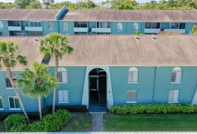 274 115th Avenue N St Petersburg FL 33716