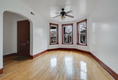 2844 N Sacramento Avenue Chicago IL 60618